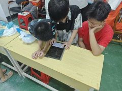 更是激发村落儿童创制力的无益探